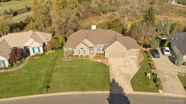 Builiding view sixty four for 4400 Oak Tree, Fenton, MI. 48430