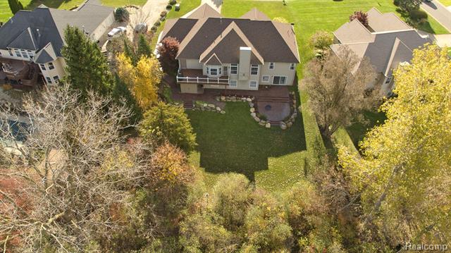 Builiding view sixty seven for 4400 Oak Tree, Fenton, MI. 48430