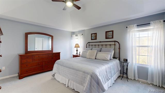 Builiding view twenty seven for 4400 Oak Tree, Fenton, MI. 48430