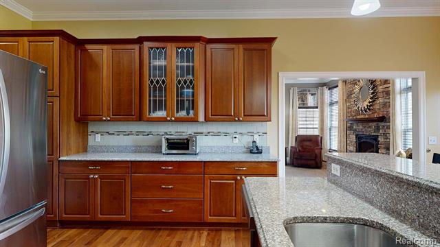 Builiding view twenty two for 4400 Oak Tree, Fenton, MI. 48430