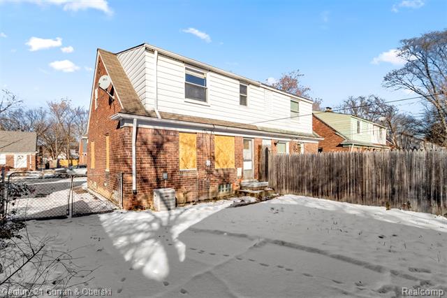 Builiding view twelve for 17150 Sioux, Detroit, MI. 48224