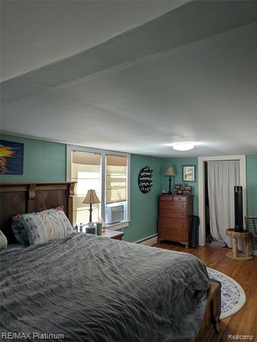Builiding view ten for 9084 Hartland, Fenton, MI. 48430