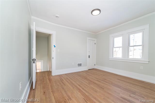 Builiding view nineteen for 3266 Collingwood, Detroit, MI. 48206