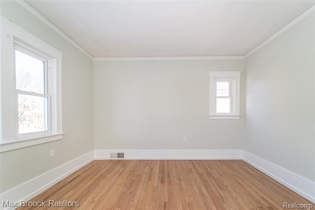 Builiding view seventeen for 3266 Collingwood, Detroit, MI. 48206