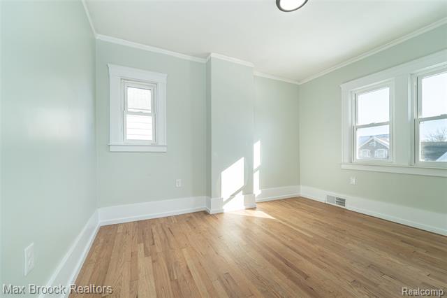 Builiding view twenty for 3266 Collingwood, Detroit, MI. 48206