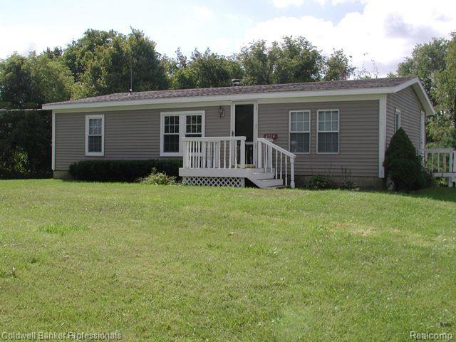 front view for 4114 Snoblin, North Branch, Mi. 48461