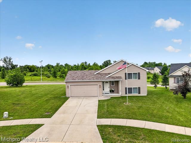 Builiding view one for 1180 Cimmaron, Davison, MI. 48423