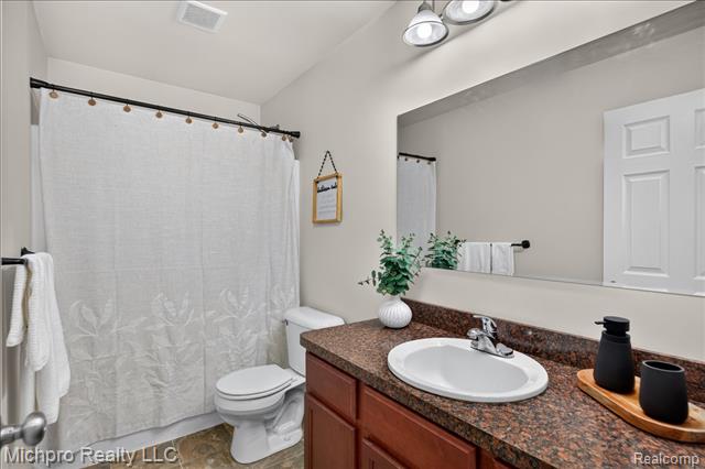 Builiding view seventeen for 1180 Cimmaron, Davison, MI. 48423
