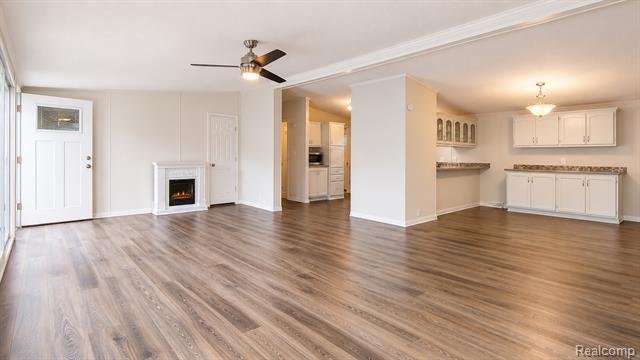 Builiding view four for 295 Bud, Northville, MI. 48167