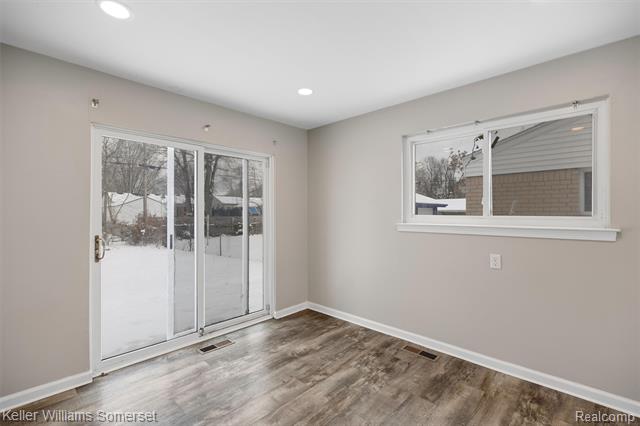 Builiding view eight for 650 Eugene, Ypsilanti, MI. 48198