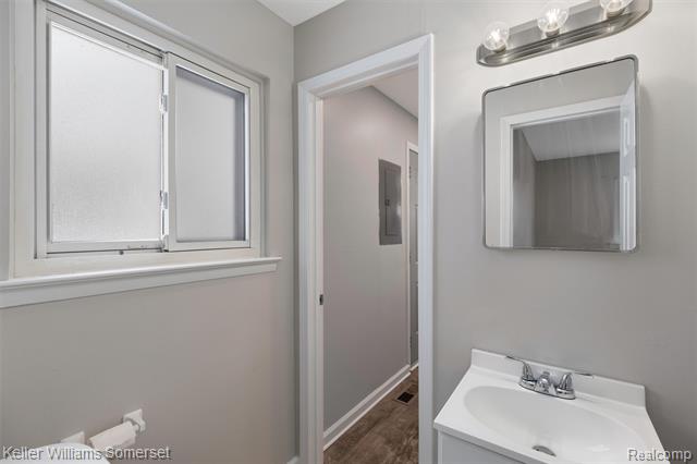 Builiding view fifteen for 650 Eugene, Ypsilanti, MI. 48198