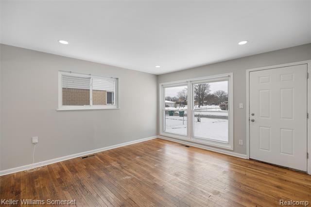 Builiding view four for 650 Eugene, Ypsilanti, MI. 48198