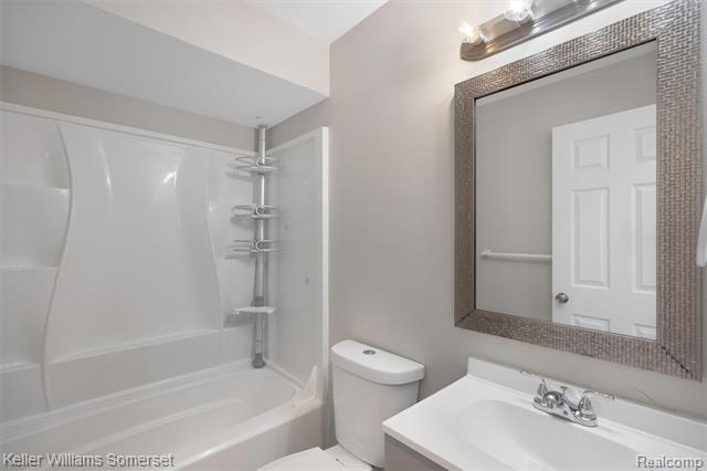 Builiding view nine for 650 Eugene, Ypsilanti, MI. 48198