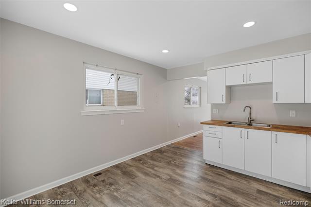 Builiding view seven for 650 Eugene, Ypsilanti, MI. 48198