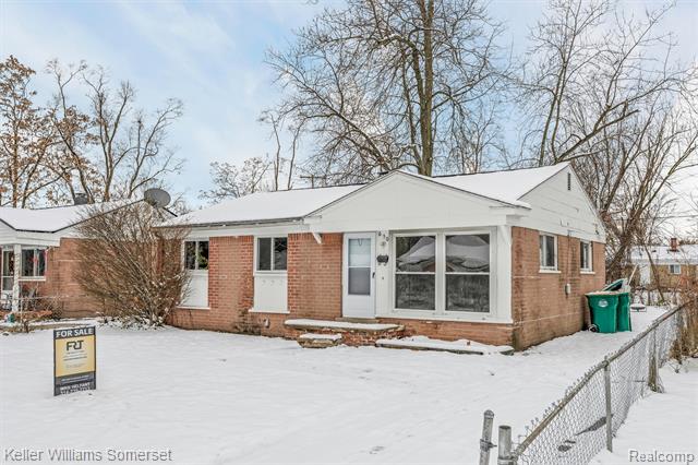 Builiding view twenty one for 650 Eugene, Ypsilanti, MI. 48198