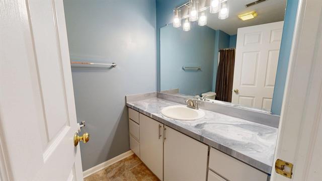 Builiding view twenty one for 1265 Millbrook, Ann Arbor, MI. 48108