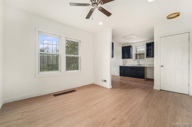 Builiding view five for 15775 Hartwell, Detroit, MI. 48227