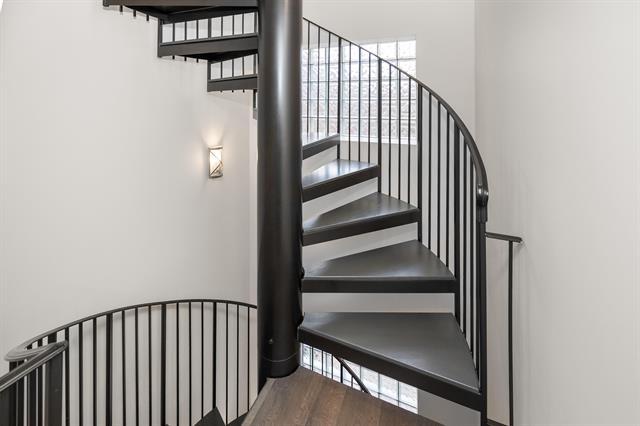 Builiding view fifty one for 462 Stadium, Ann Arbor, MI. 48103