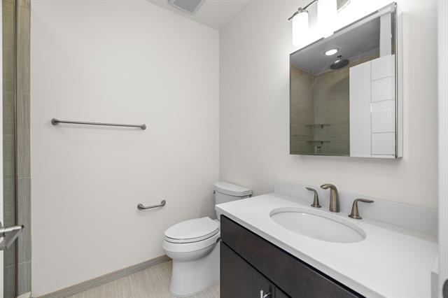 Builiding view forty two for 462 Stadium, Ann Arbor, MI. 48103