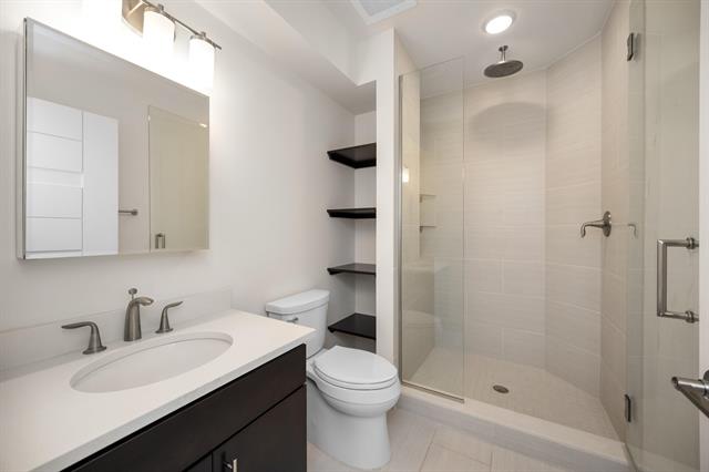 Builiding view fourteen for 462 Stadium, Ann Arbor, MI. 48103