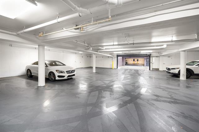 Builiding view sixty eight for 462 Stadium, Ann Arbor, MI. 48103