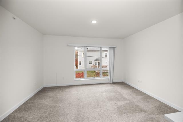 Builiding view thirty nine for 462 Stadium, Ann Arbor, MI. 48103