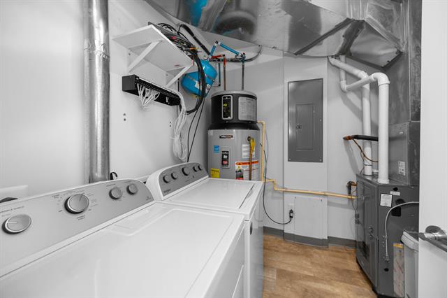 Builiding view twenty for 462 Stadium, Ann Arbor, MI. 48103