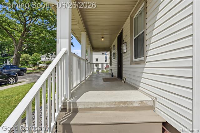 Builiding view thirty nine for 411 Pingree, Royal Oak, MI. 48067