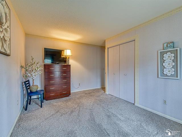 Builiding view twenty one for 74 Linswood, Monroe, MI. 48162