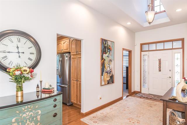 Builiding view fifty seven for 3216 Ravine Hollow Ct, Lambertville, MI. 48144