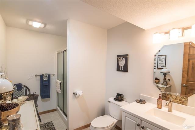 Builiding view forty eight for 3216 Ravine Hollow Ct, Lambertville, MI. 48144