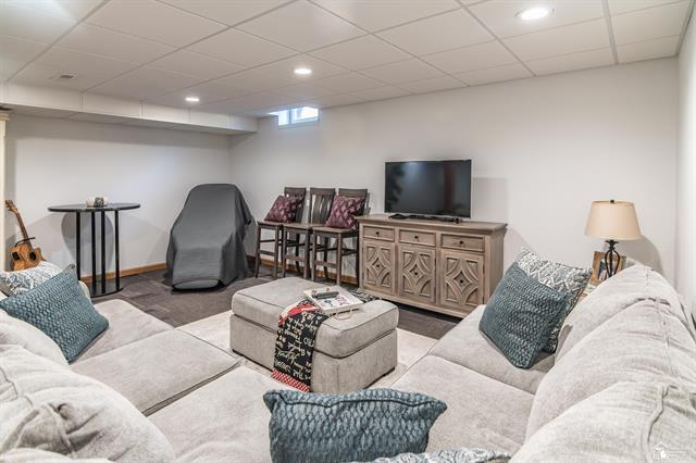 Builiding view forty nine for 3216 Ravine Hollow Ct, Lambertville, MI. 48144