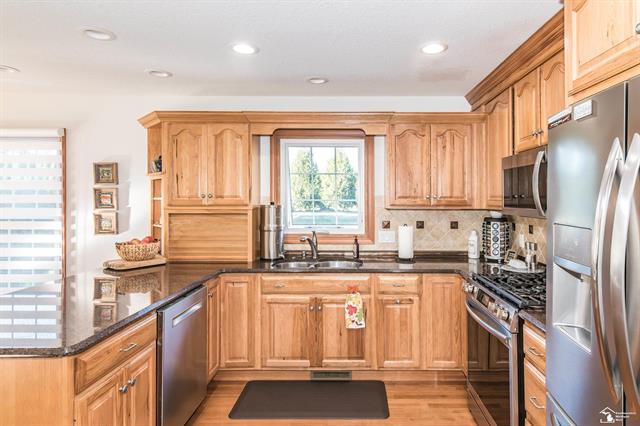 Builiding view nineteen for 3216 Ravine Hollow Ct, Lambertville, MI. 48144