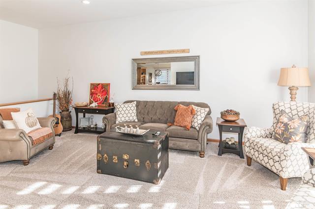 Builiding view thirty one for 3216 Ravine Hollow Ct, Lambertville, MI. 48144