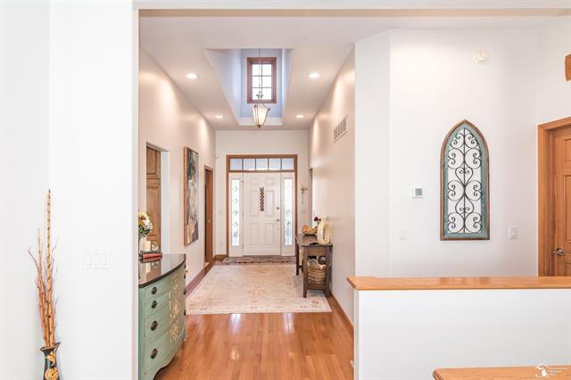 Builiding view twenty four for 3216 Ravine Hollow Ct, Lambertville, MI. 48144