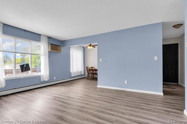 Builiding view two for 517 John Anderson #70, Monroe, MI. 48162