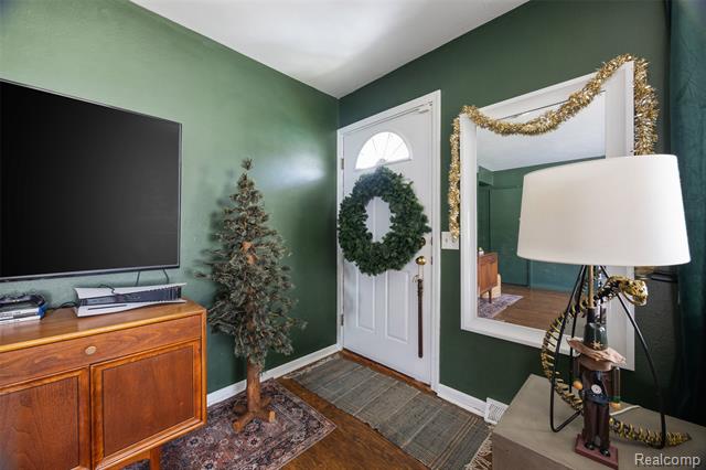 Builiding view seven for 7768 Jackman Rd, Temperance, MI. 48182