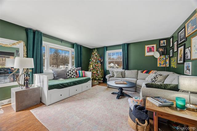 Builiding view three for 7768 Jackman Rd, Temperance, MI. 48182