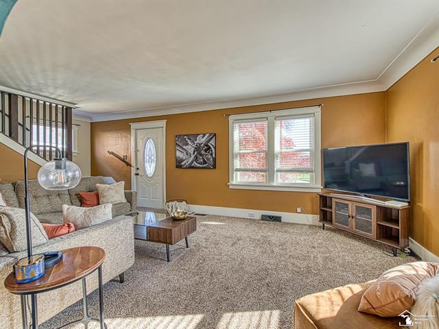 Builiding view eighteen for 503 Arbor, Monroe, MI. 48162