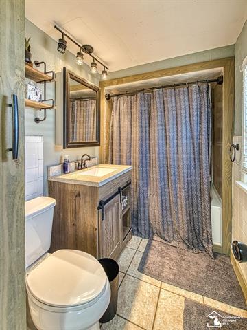 Builiding view eleven for 503 Arbor, Monroe, MI. 48162