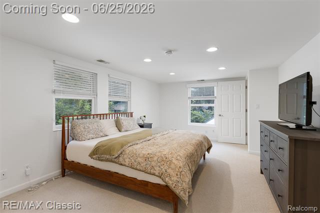 Builiding view fifteen for 605 Fernwood, Royal Oak, MI. 48067