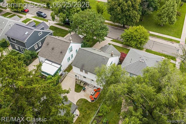 Builiding view thirty five for 605 Fernwood, Royal Oak, MI. 48067
