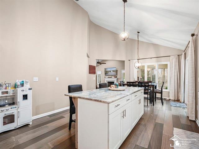 Builiding view fifteen for 2194 Dean Rd, Temperance, MI. 48182