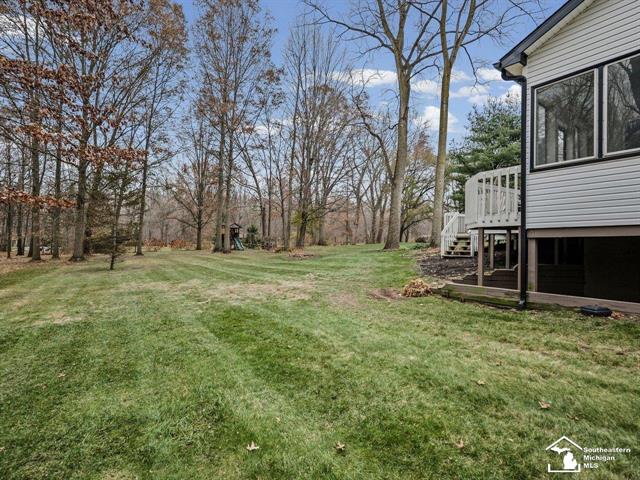 Builiding view forty six for 2194 Dean Rd, Temperance, MI. 48182