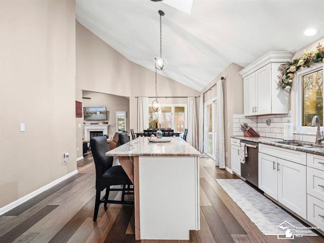 Builiding view thirteen for 2194 Dean Rd, Temperance, MI. 48182