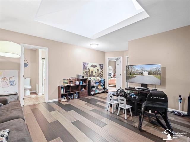 Builiding view twenty four for 2194 Dean Rd, Temperance, MI. 48182