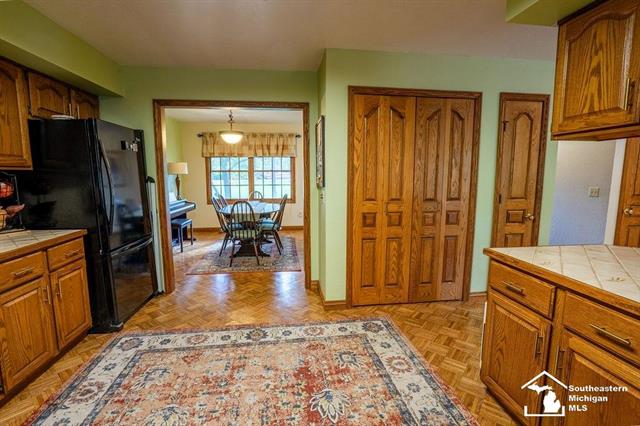 Builiding view eighteen for 3186 Bluebush, Monroe, MI. 48162