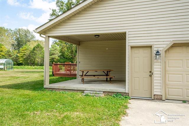 Builiding view three for 3186 Bluebush, Monroe, MI. 48162