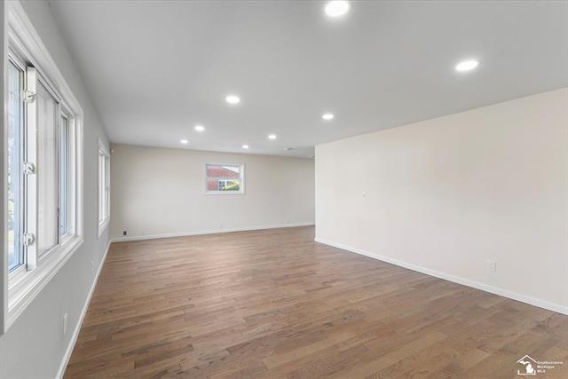 Builiding view eight for 3835 Lois, Lambertville, MI. 48144