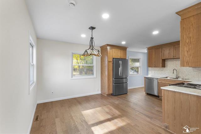 Builiding view nine for 3835 Lois, Lambertville, MI. 48144